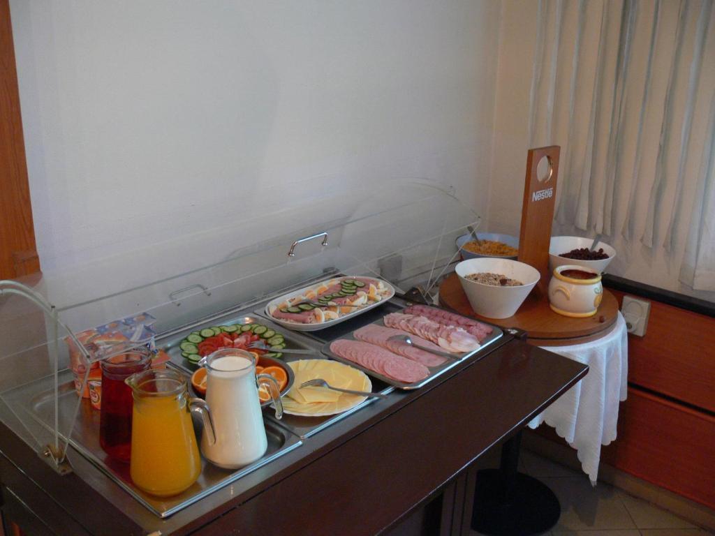 Hid Hotel Budapest Extérieur photo